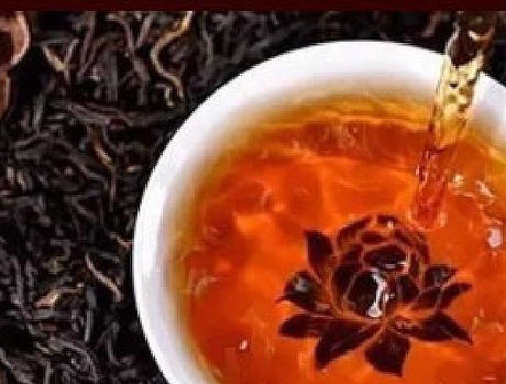 普洱茶２０年醗酵茶葉　茶湯　イメージ