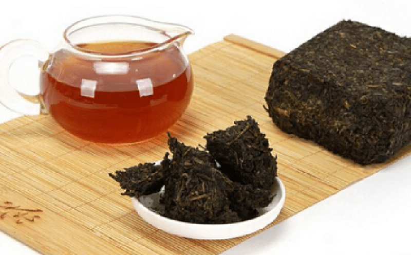 プーアル茶と茶葉のイメージ