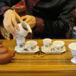 中国茶芸で中国茶を淹れる